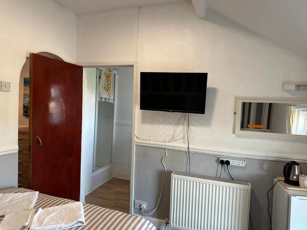 Guest house Tuxford House 2*