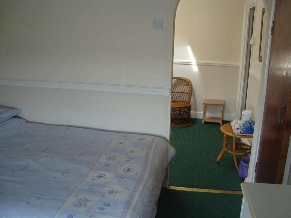 Гостевой дом Tuxford House 2*